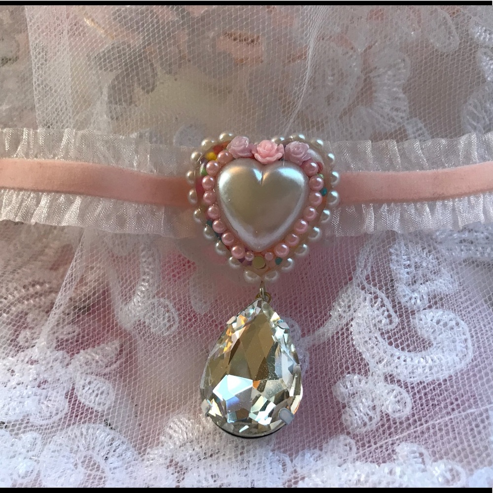 Sprinkle pretty heart pastel choker